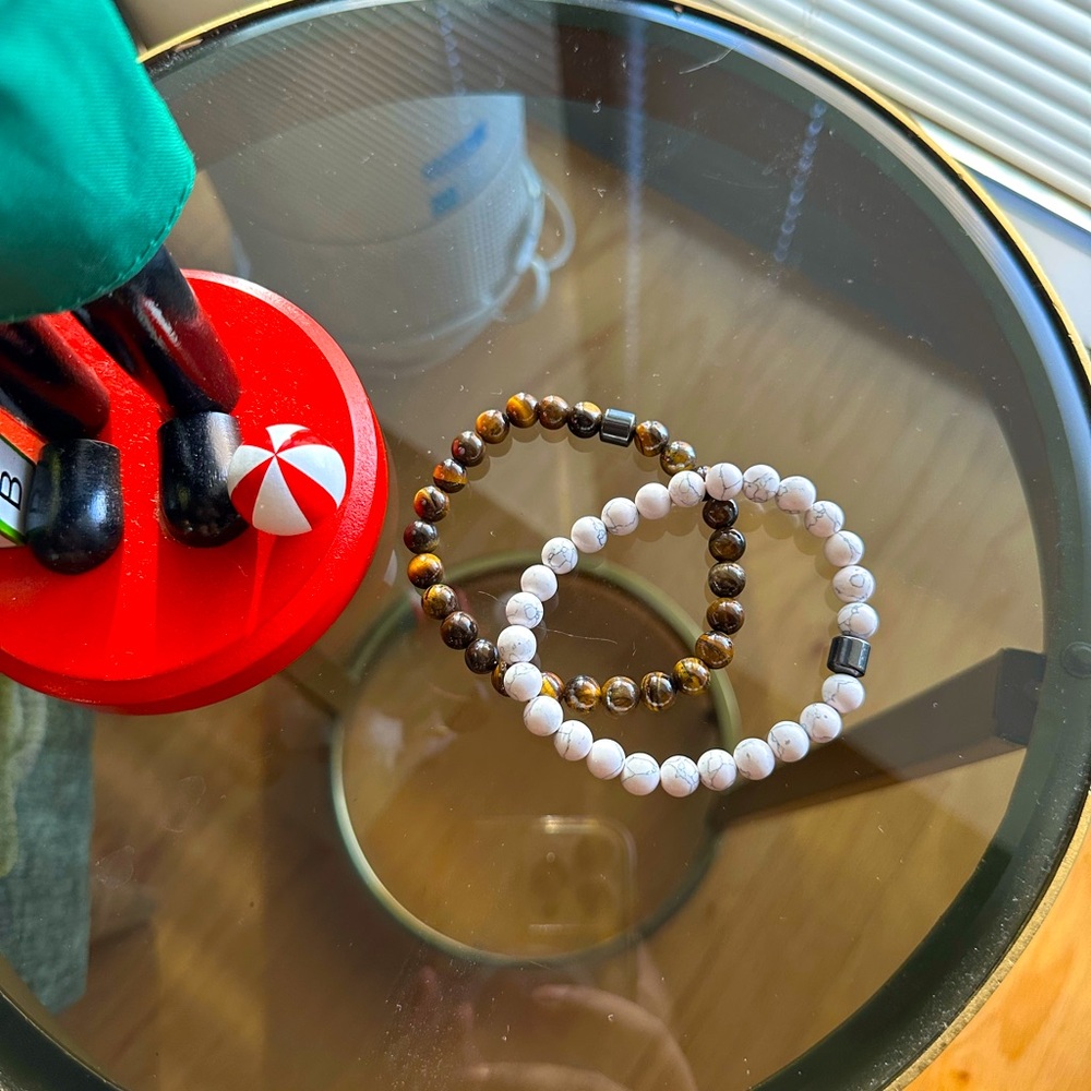 Elegant Beaded Bracelet Duo - Brown and White
